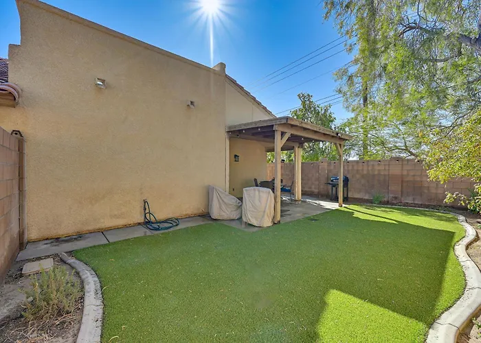 Renovated W/ Community Pool!