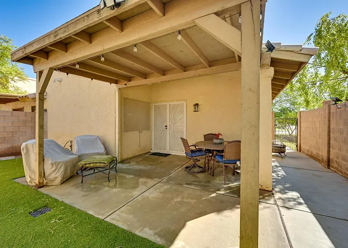 Renovated W/ Community Pool! Ferienhaus