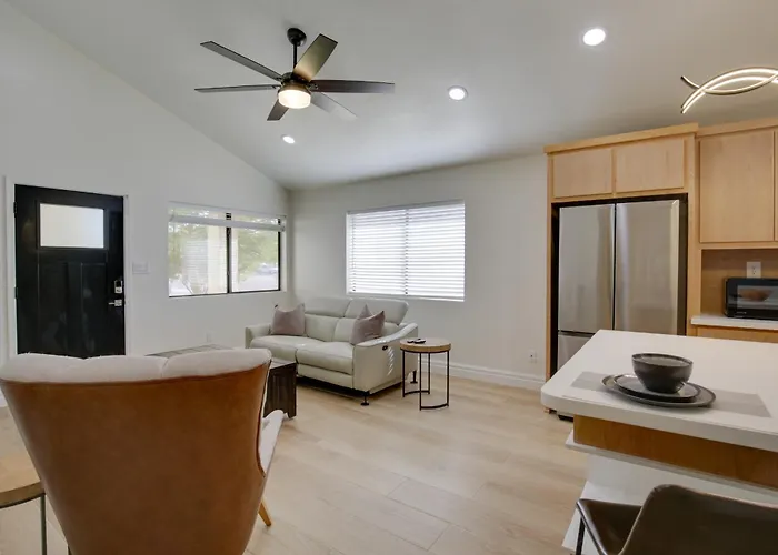 Renovated W/ Community Pool! * Yuma