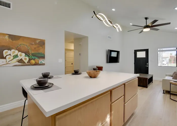 Renovated W/ Community Pool! Ferienhaus Yuma